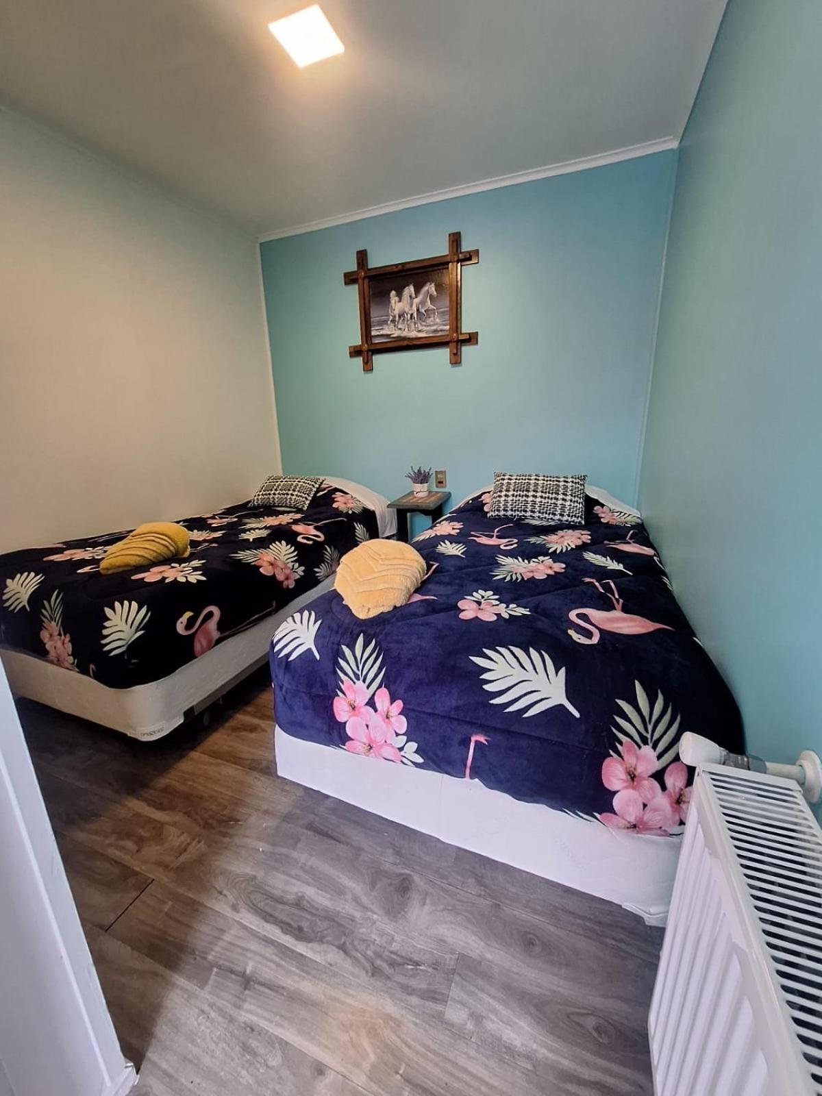 Hostel Kuntur Puerto Natales Kültér fotó